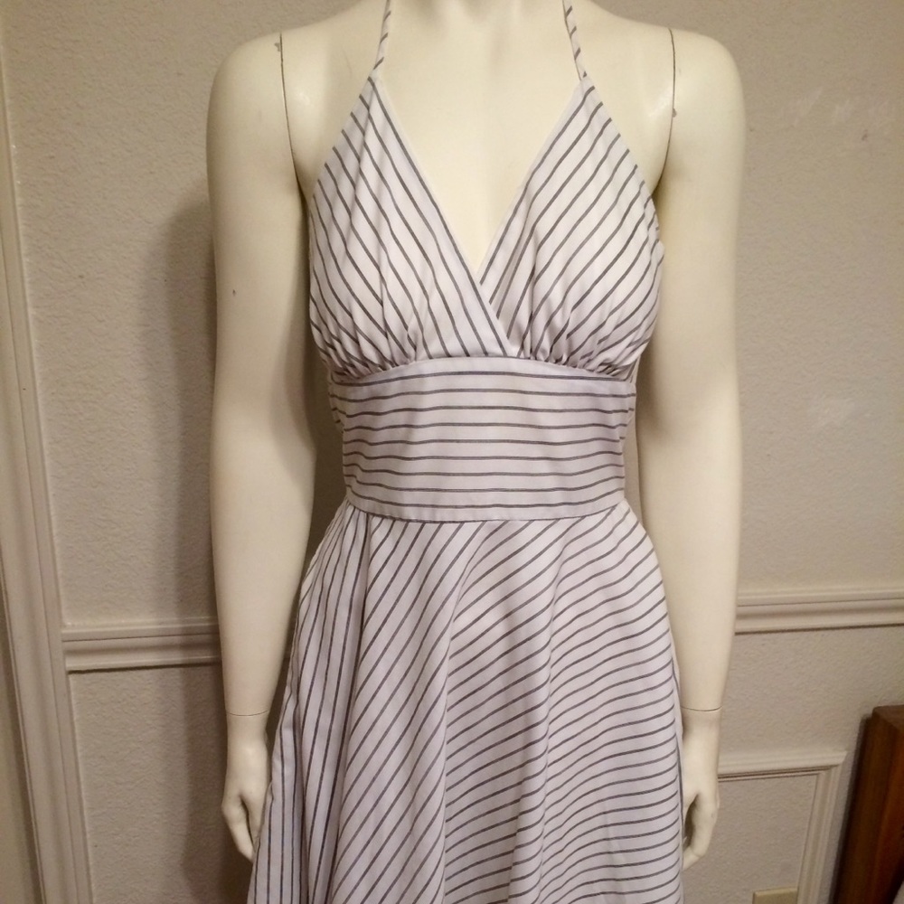 Halter marilyn monroe style dress